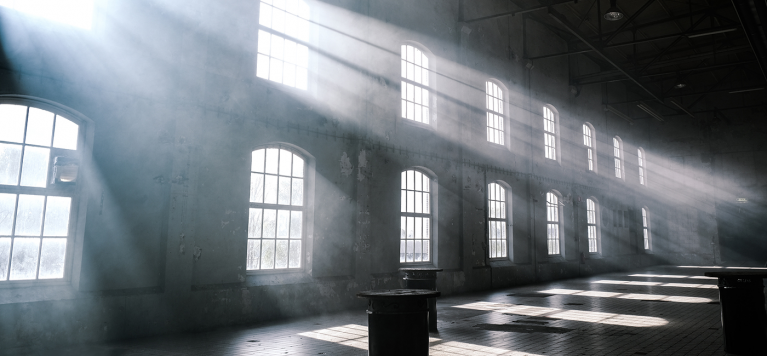 [Header] [About Us] An introduction